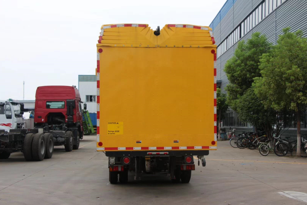 防撞車(chē)在制(zhì)造生(shēng)産方面的(de)特色亮(liàng)點有(yǒu)哪些(xiē)(圖1)